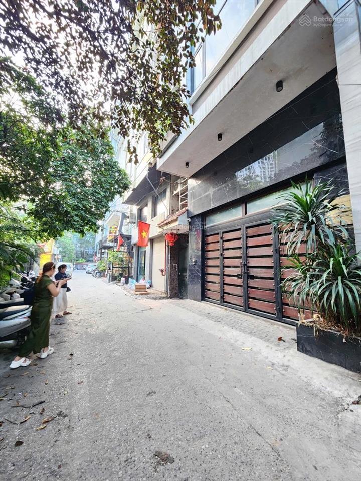 Cắt lỗ 5 tỷ bán tòa nhà tại đình thôn, hà nội 80m2 x 7 tầng x 6m mặt tiền. giá 30 tỷ. ô tô tránh