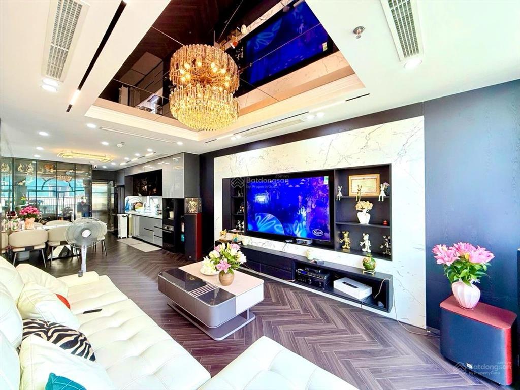 Siêu hiếm bán nhà nguyễn phong sắc xây mới, 60m2 x 7 tầng x 4m mặt tiền. giá 32 tỷ. ô tô vỉa hè
