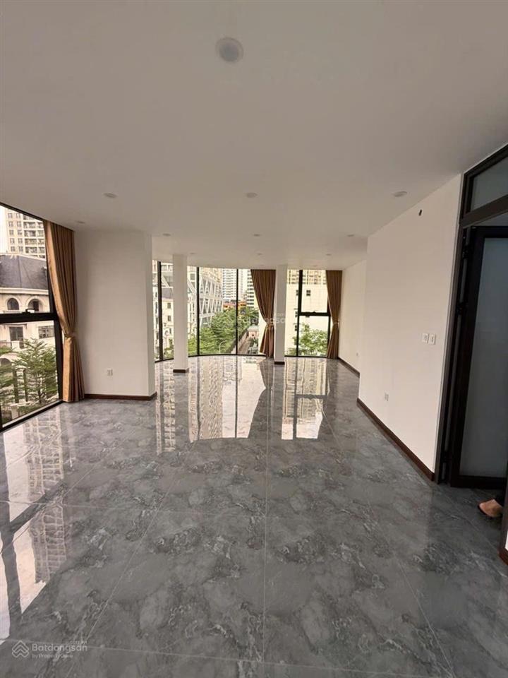 Bán nhà mặt phố khu đô thị hd mon  hàm nghi, 120m2 x 6 tầng x mặt tiền lô góc 25m. giá 80 tỷ. hiếm