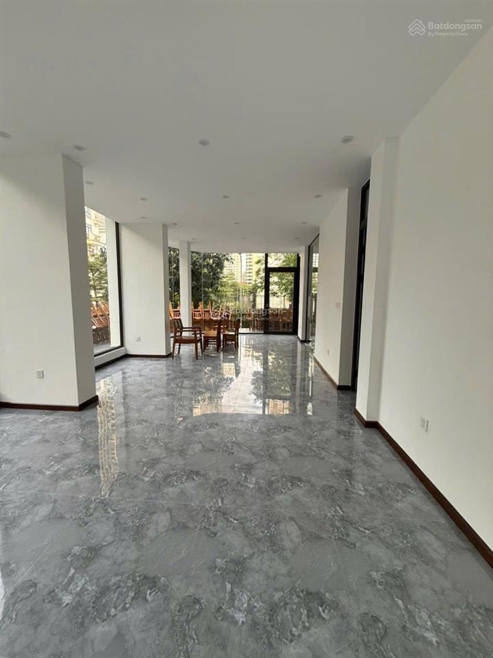 Bán nhà mặt phố khu đô thị hd mon  hàm nghi, 120m2 x 6 tầng x mặt tiền lô góc 25m. giá 80 tỷ. hiếm
