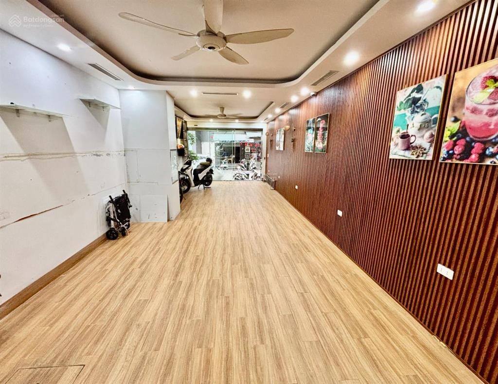 Siêu hiếm bán nhà phân lô trần duy hưng  65m2 x 7 tầng thang máy x 4,5m mặt tiền x 35 tỷ. ô tô