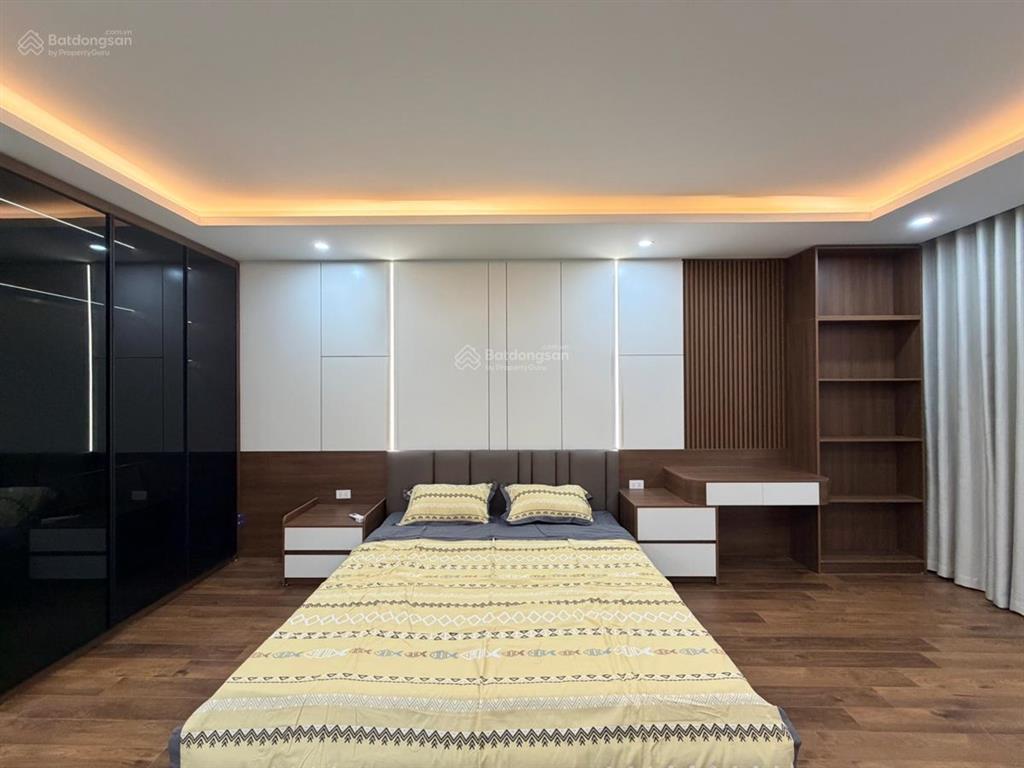 Nhà đẹp tìm chủ đón tết  bán nhà xã đàn  45m x 7 tầng thang máy x 4,5m mặt tiền x 18,9 tỷ. mới