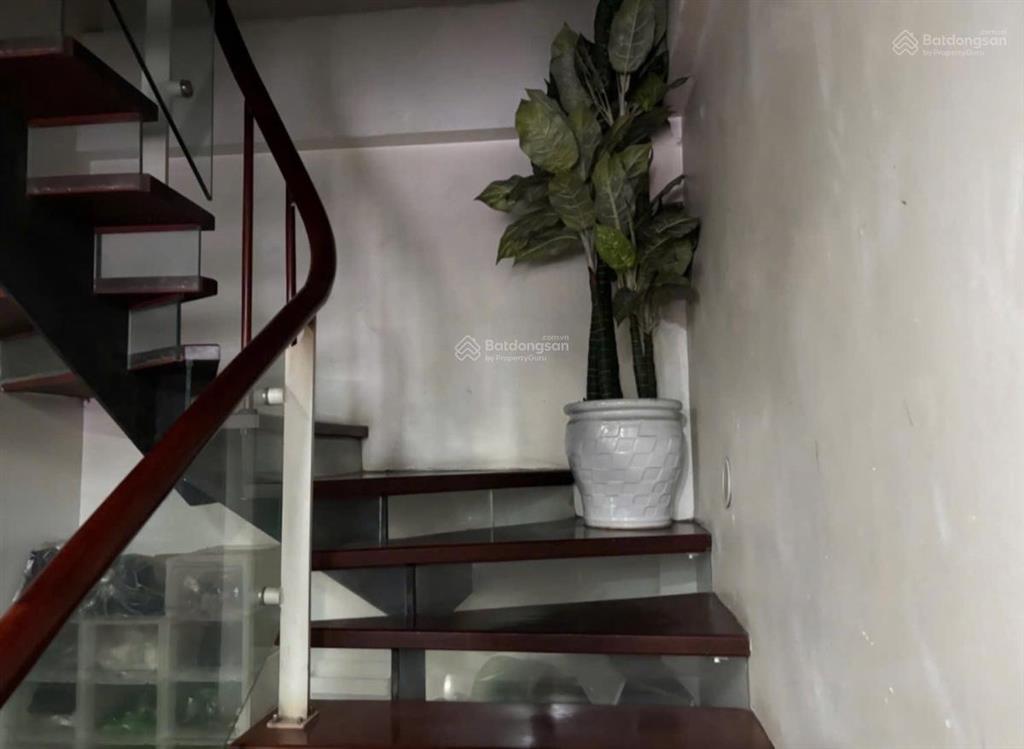 Siêu hiếm bán nhà mặt phố hào nam  đống đa, 60m2 x 8 tầng có hầm x 5m mặt tiền. giá chào 28 tỷ.