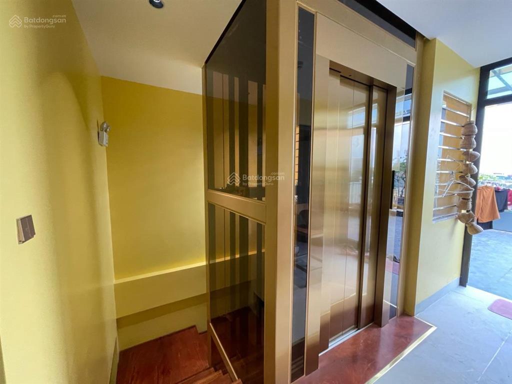 Bán nhà phân lô phố lạc trung  hai bà trưng, 80m2 x 7 tầng thang máy x 6m mặt tiền x 24 tỷ. ô tô.
