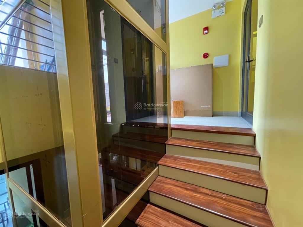Bán nhà phân lô phố lạc trung  hai bà trưng, 80m2 x 7 tầng thang máy x 6m mặt tiền x 24 tỷ. ô tô.