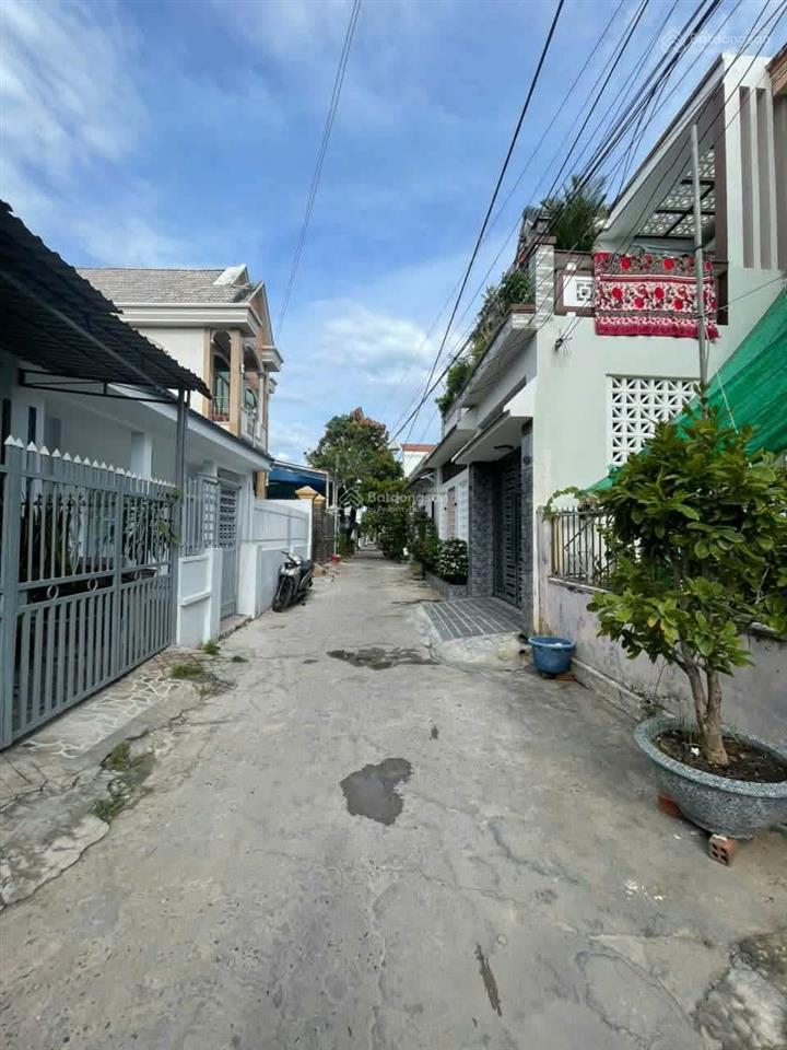 Bán nhà 2 tầng gần biển trung tâm thanh hải, tp phan thiết