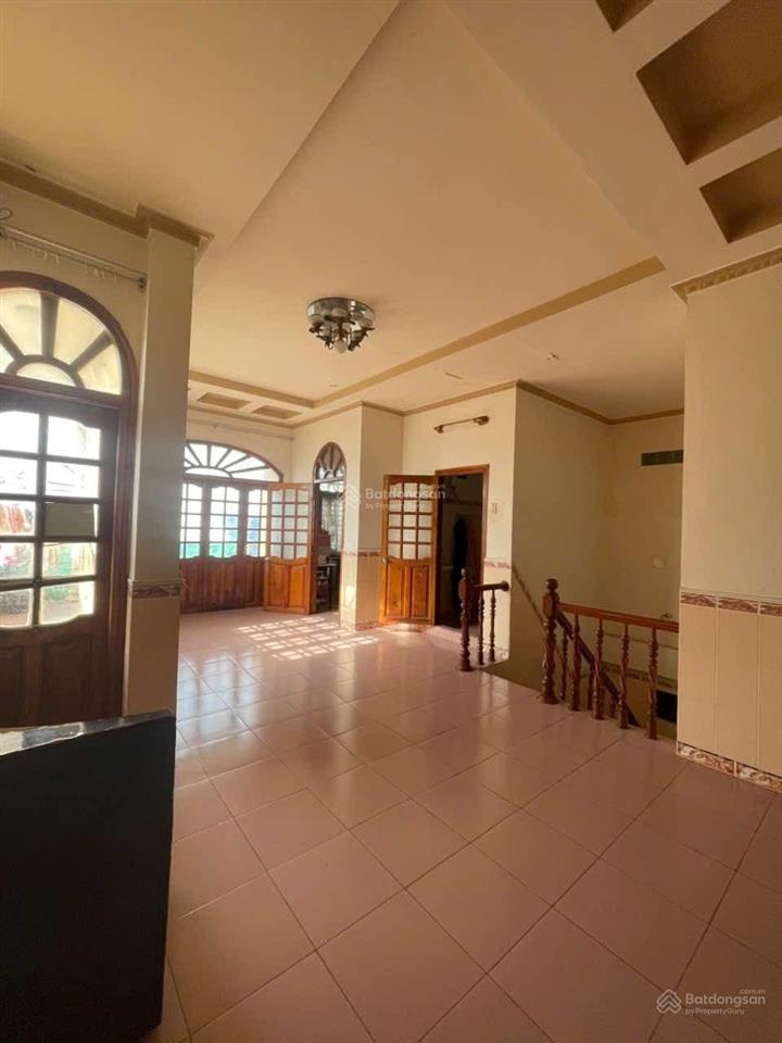 Bán nhà 2 tầng gần biển trung tâm thanh hải, tp phan thiết