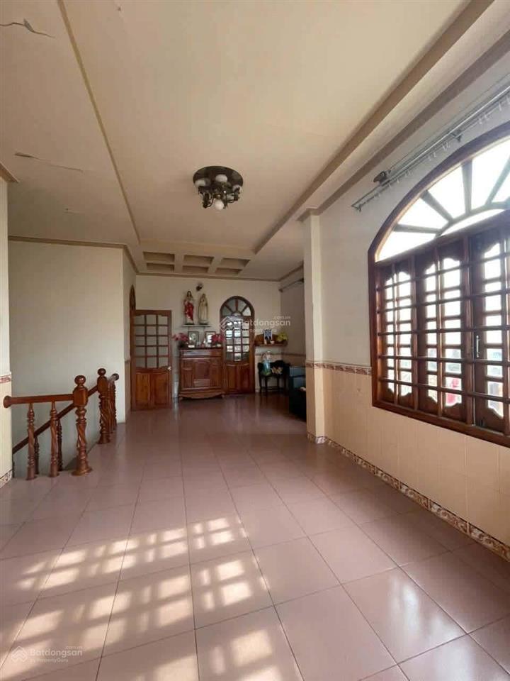 Bán nhà 2 tầng gần biển trung tâm thanh hải, tp phan thiết