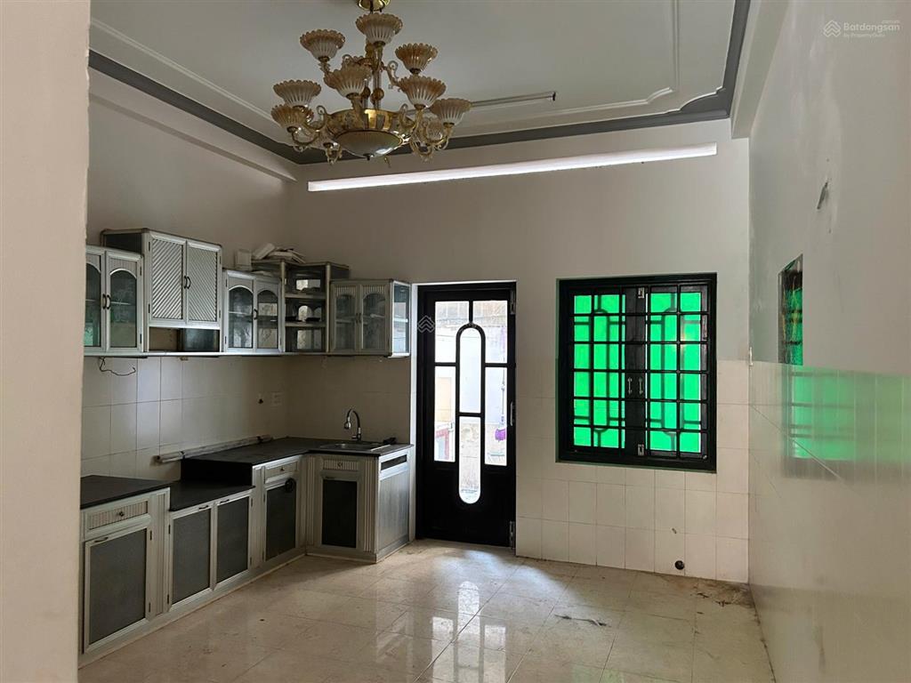 Nhà cấp 3 trung tâm phú thuỷ, phan thiết, đường nhựa ô tô tránh nhau giá chỉ 3,6 tỷ