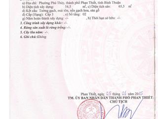 Nhà cấp 3 trung tâm phú thuỷ, phan thiết, đường nhựa ô tô tránh nhau giá chỉ 3,6 tỷ
