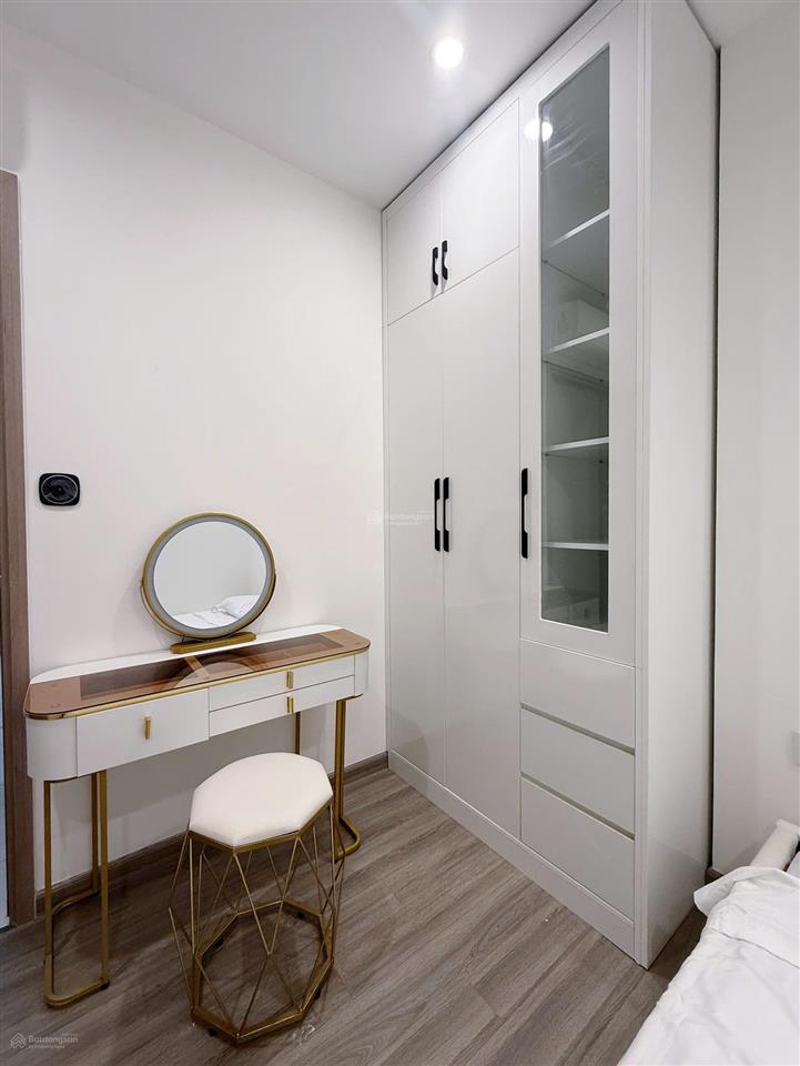Chính chủ bán căn hộ 2pn, 2wc, full nội thất cao cấp beverly solari  oasis