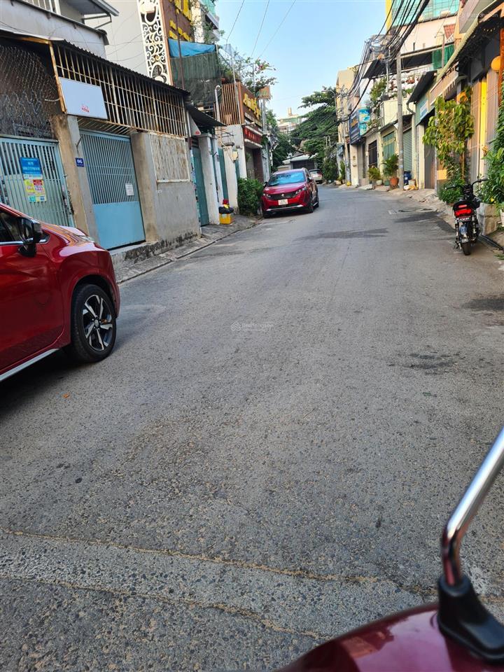 8.6 tỷ. bán gấp nhà cấp 4, mặt tiền đường 96, hiệp phú, quận 9