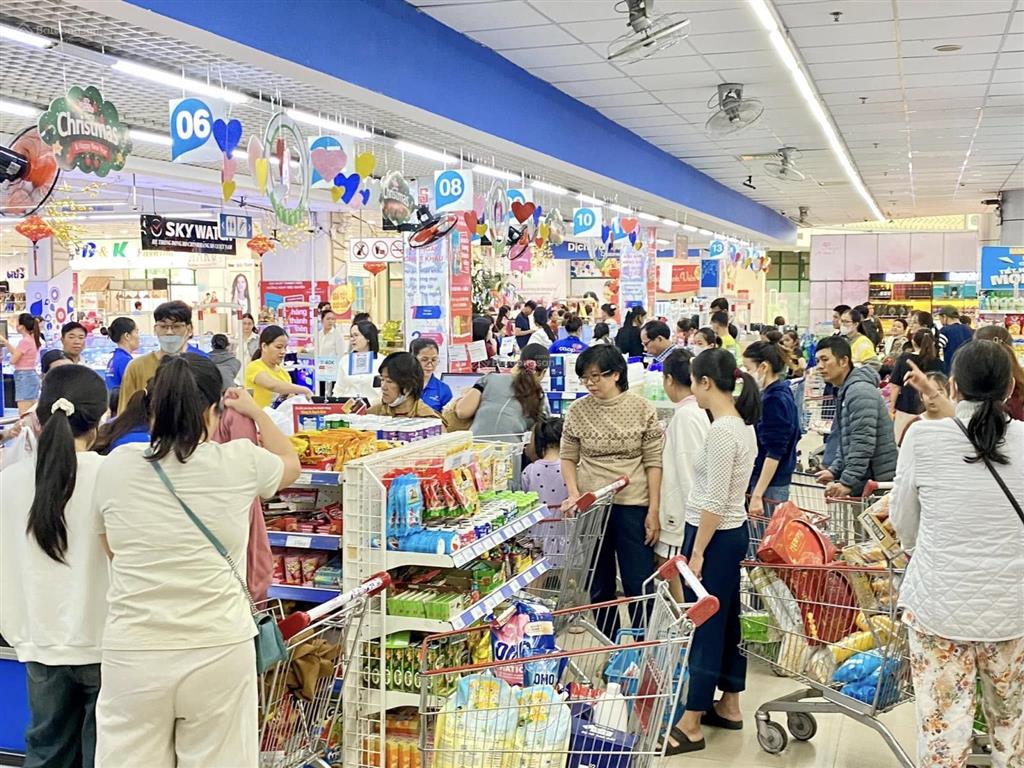 Cho thuê 3380m², mặt tiền 30m tầng 1 mặt đường cầu am  vạn phúc, hà đông