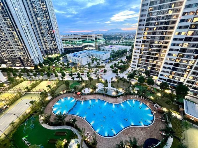 Chính chủ cần bán gấp trong tuần studio 25m2 tòa s303 tầng 1812a vinhomes smart .giá 2,1 tỷ bao phí