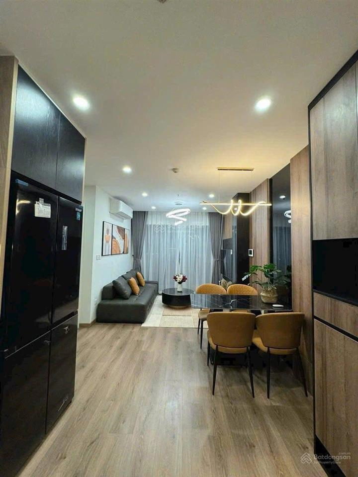 Chính chủ bán gấp trong tuần 3n 81m, tòa lumier tầng 18 giá 7tỷ2 tại vinhomes smart city