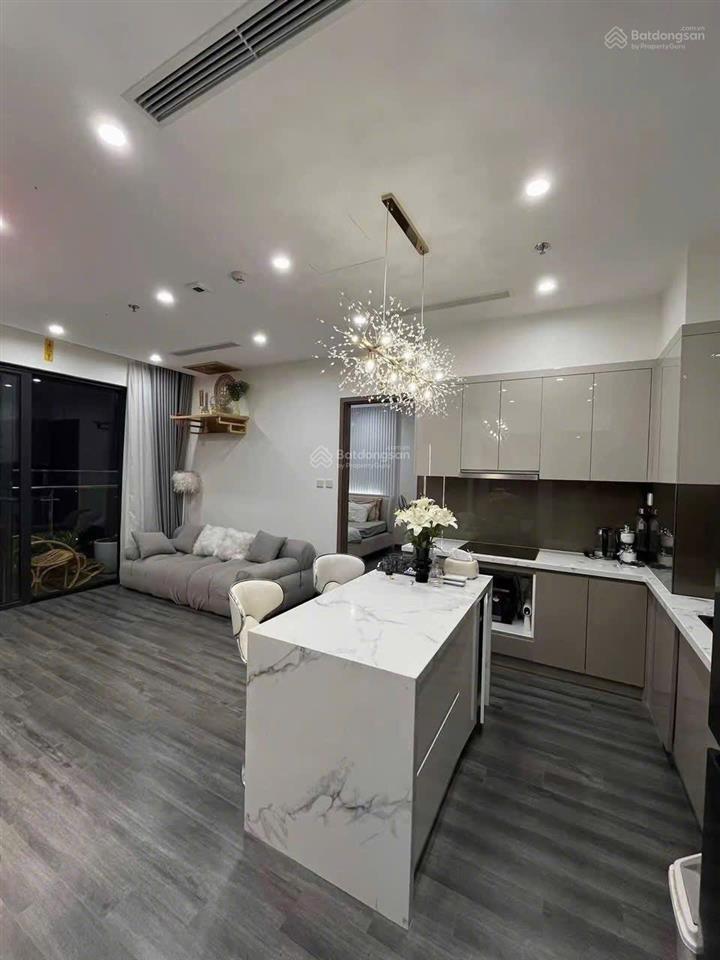 Cần bán nhanh căn hộ vinhomes smart city 3pn, 73m2 do cần tiền bán cắt lỗ cực sâu chỉ 5.5 tỷ