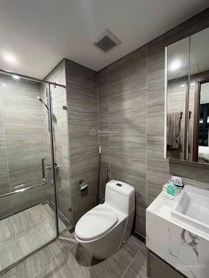 Cần bán nhanh căn hộ vinhomes smart city 3pn, 73m2 do cần tiền bán cắt lỗ cực sâu chỉ 5.5 tỷ