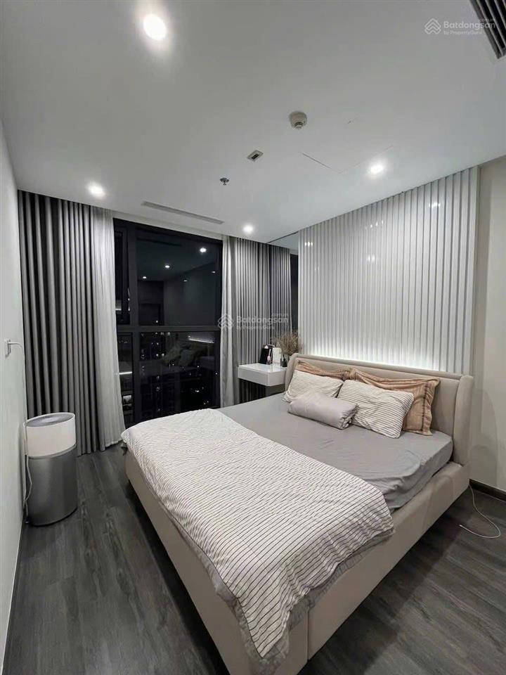 Cần bán nhanh căn hộ vinhomes smart city 3pn, 73m2 do cần tiền bán cắt lỗ cực sâu chỉ 5.5 tỷ