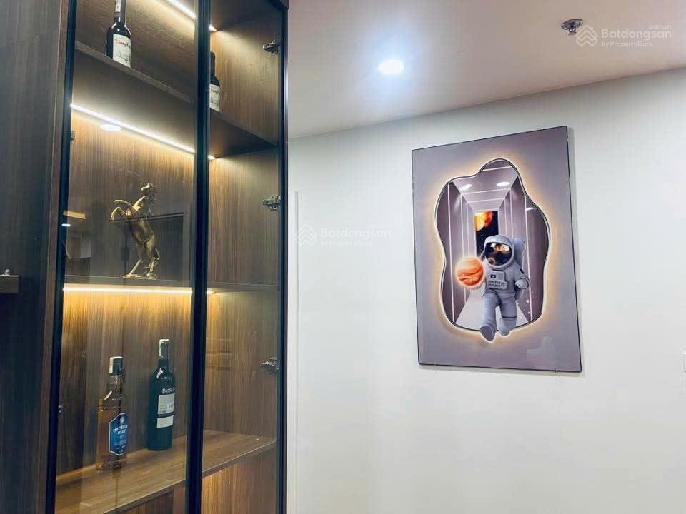Chính chủ cần bán căn 2pn 54m2 tòa s201 tầng 20 vinhomes smart city