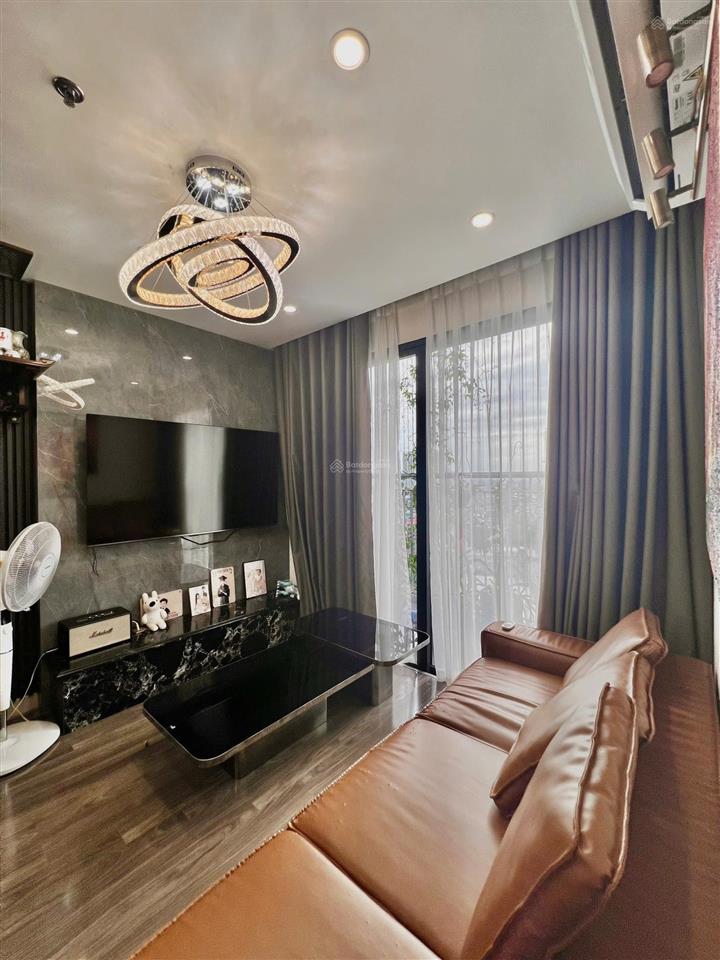 Chính chủ cần bán gấp trong tuần căn 1pn+/43m2 tòa s205 tầng 16 vinhomes smart city