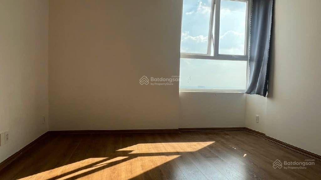 Giá  3 tỷ 550 căn hộ cao cấp the western capital  dt  88m2 ( 8.1 x 11 ) 3 pn, 3 wc.