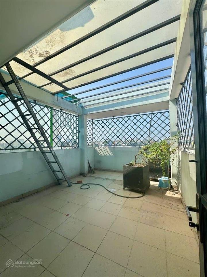 Giá  6 tỷ 850 ( tl ) nhà 4 tầng  đường nhựa 6m  diện tích  4m x 12.2m