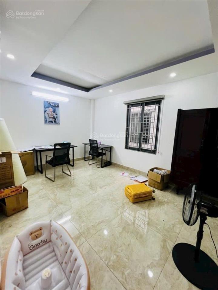 Chủ gấp bán giảm  600tr  giá  8 tỷ 300 ( tl ) nhà 3 tầng ( 80m2 )  mtkd 16m, p.bình hưng hoà