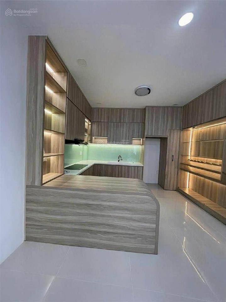 Nhà 2 tầng đường bùi tư toàn ( 53m2 )  giá  5 tỷ nhĩnh