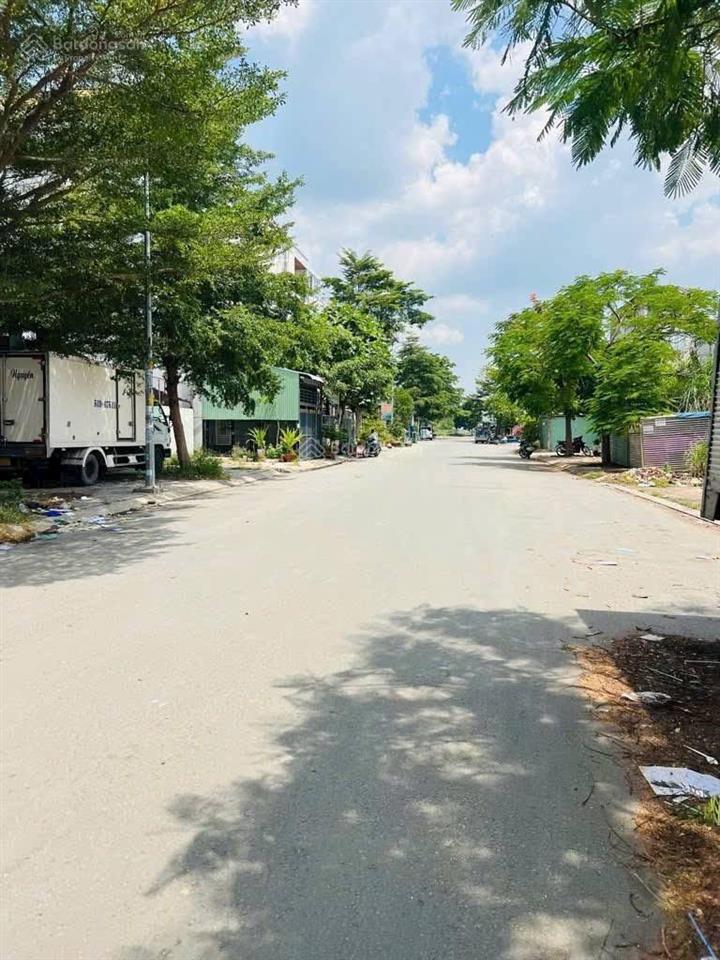 Lô đất ( 5 x 16 ) ngay chợ đầu mối bình điền, full thổ, vuông vức  giá 4 tỷ nhĩnh