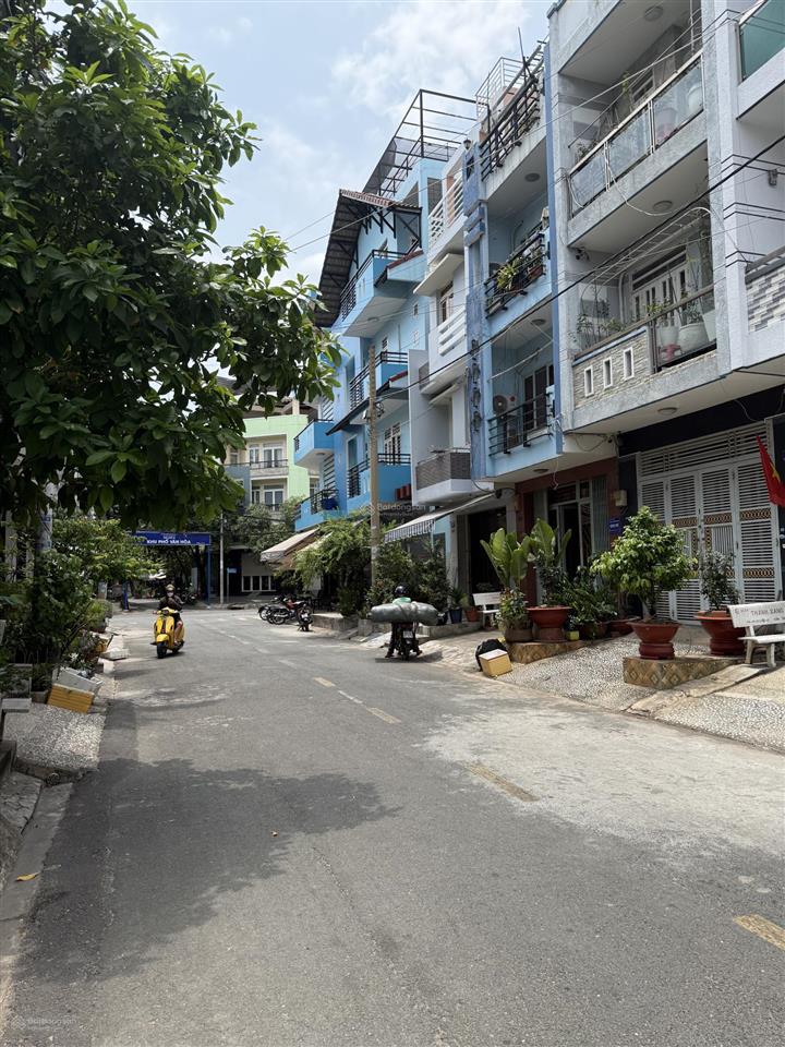 Nhà 4 tầng  mặt tiền kinh doanh khu bình phú q.6 ( 64m2 ) 5pn, 5wc  giá  9 tỷ nhĩnh