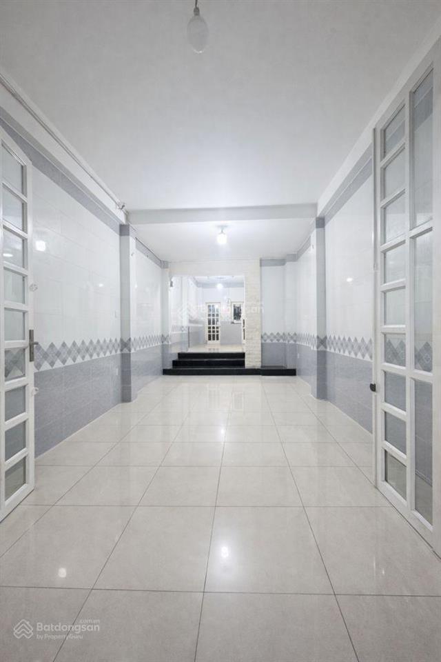 Nhà 4 tầng  mặt tiền kinh doanh khu bình phú q.6 ( 64m2 ) 5pn, 5wc  giá  9 tỷ nhĩnh