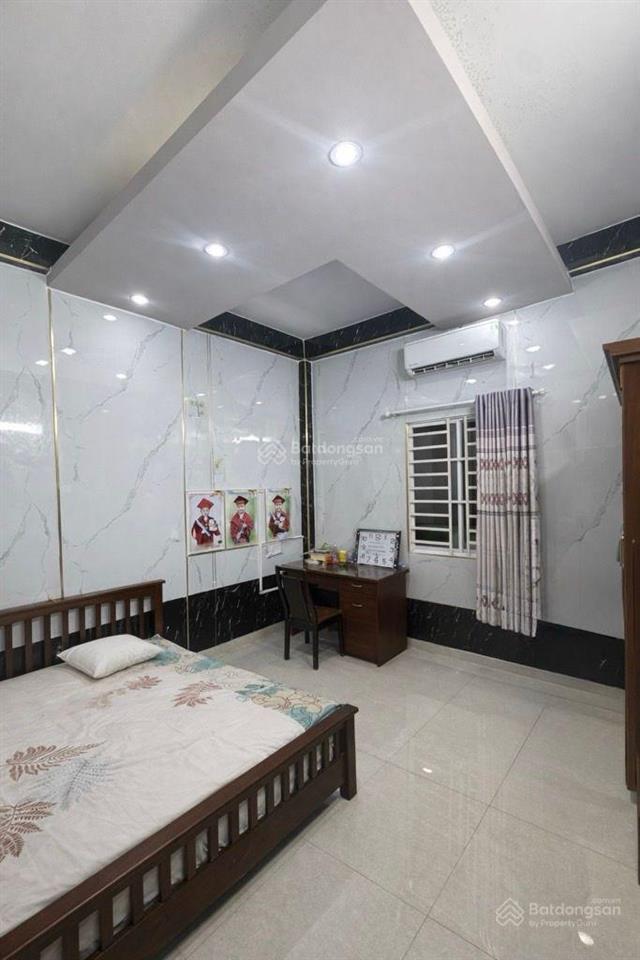 Nhà 4 tầng  mặt tiền kinh doanh khu bình phú q.6 ( 64m2 ) 5pn, 5wc  giá  9 tỷ nhĩnh