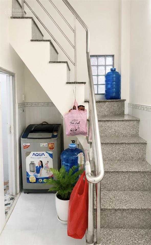 Nhà 2 tầng ( 26m2 ) p.phú lâm cạnh siêu thị coop mart  giá chỉ 3 tỷ nhĩnh ( thương lượng )