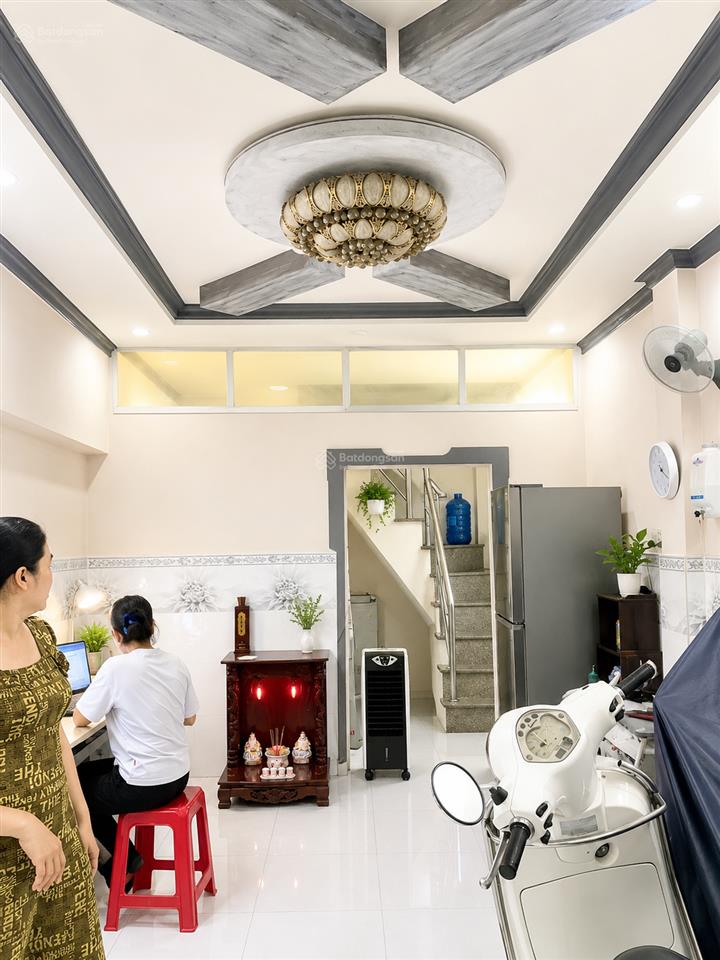 Nhà 2 tầng ( 26m2 ) p.phú lâm cạnh siêu thị coop mart  giá chỉ 3 tỷ nhĩnh ( thương lượng )