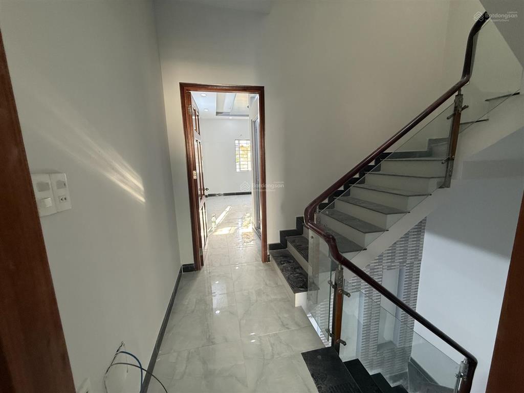 Nhà 4 tầng ( 80m2 ) p.bình phú cạnh đại lộ đông tây  giá  7 tỷ 200