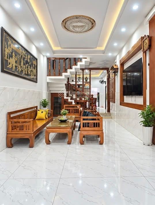 Nhà mặt tiền đường số khu tên lửa ( 64m2 ) 3 tầng  giá  9 tỷ ( thương lượng )