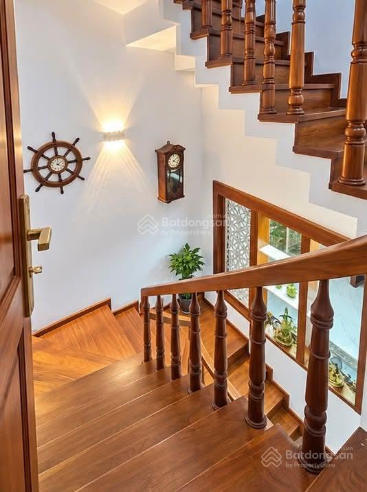 Nhà mặt tiền đường số khu tên lửa ( 64m2 ) 3 tầng  giá  9 tỷ ( thương lượng )