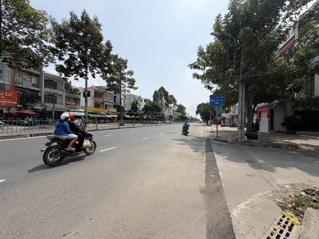 Nhà mặt tiền đường số khu tên lửa (64m2) 4 tầng  giá 8 tỷ 300 (thương lượng)