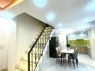 Nhà hẻm trung tâm 3 tầng kiên cố, sát chợ Cồn - Big C, giá rẻ phân khúc nhỏ gọn