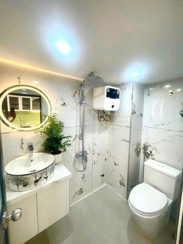 Nhà hẻm trung tâm 3 tầng kiên cố, sát chợ Cồn - Big C, giá rẻ phân khúc nhỏ gọn