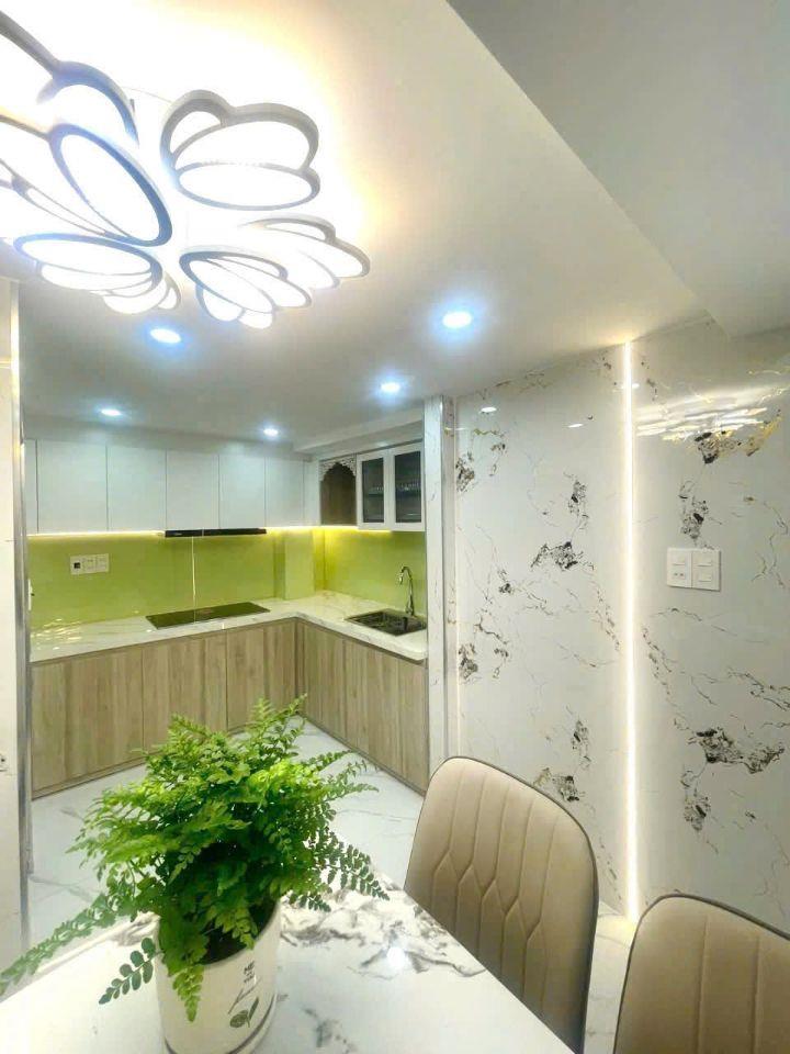 Nhà hẻm trung tâm 3 tầng kiên cố, sát chợ Cồn - Big C, giá rẻ phân khúc nhỏ gọn
