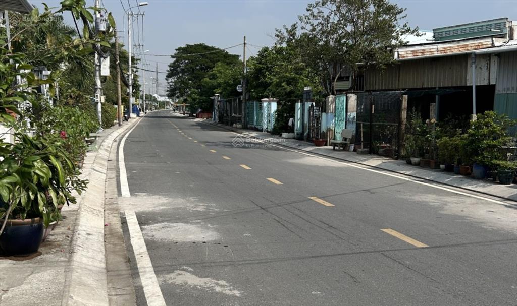 Bán nền ngang 8x10m hẻm nhựa 1896 lê văn lương.
