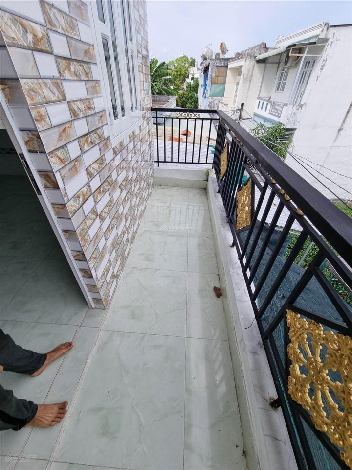Nhà dsh mới ngay chợ nhơn đức 414 giá 2.15 tỷ