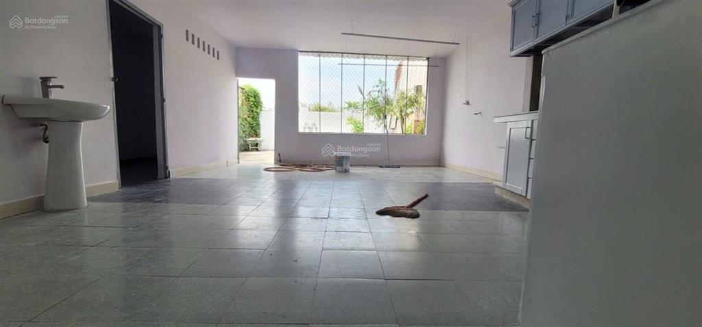 Bán nhà nguyễn bình rộng, đẹp, có sân vườn 5.85 tỷ