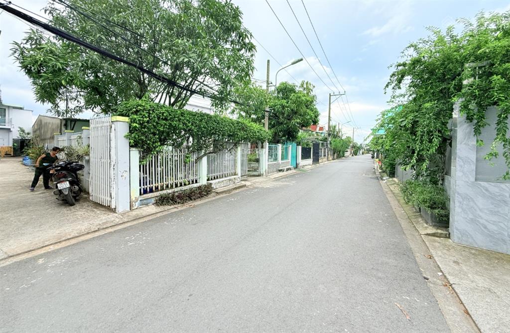Duy nhất còn 1 lô mặt tiền hẻm 126 nguyễn văn tạo
