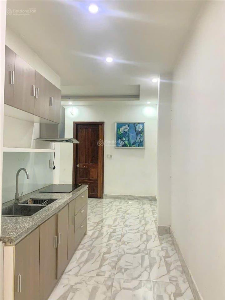 Bán nhà 4 tầng góc 2 mặt tiền trần đức thảo  vị trí kinh doanh đẹp. dt 117m2 giá 17.5 tỷ
