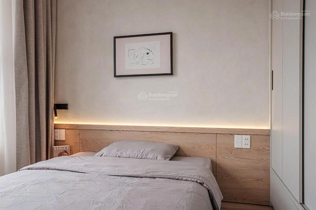 Bán căn 2 phòng ngủ compass one full nội thất cao cấp giá siêu tốt