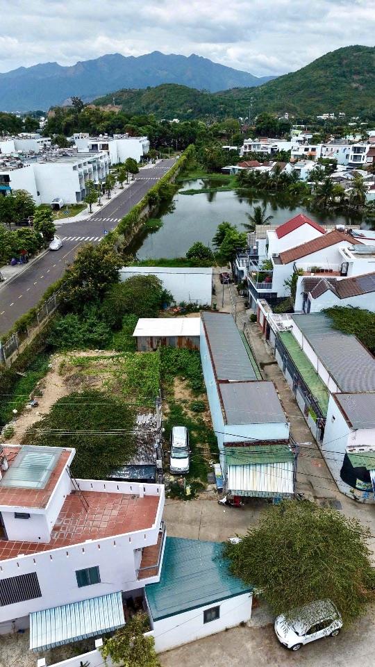 BÁN LÔ ĐẤT THÁI THÔNG , VĨNH THÁI .DT 111,2m2 , FULL ĐẤT ODT . GIÁ 3,95 TỶ