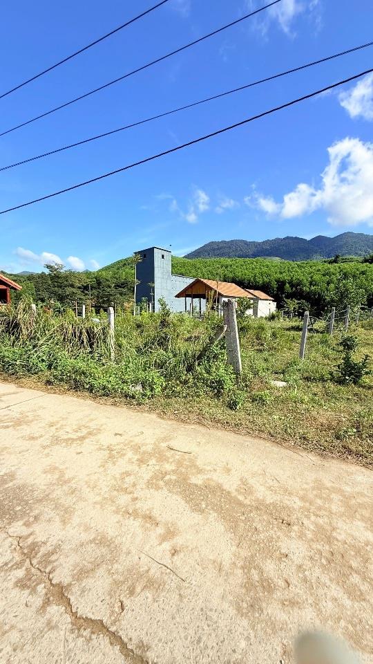 BÁN LÔ ĐẤT SIÊU RẺ Ở KHÁNH THƯỢNG , KHÁNH VĨNH . DT 500m2 FULL THỔ . PHÙ HỢP LÀM FARM , NHÀ VƯỜN . GIÁ CHỈ 350 TRIỆU 