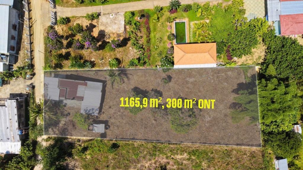BÁN LÔ ĐẤT CÓ NHÀ CẤP 4 Ở KHÁNH ĐÔNG ,KHÁNH VĨNH. DT 1165m2 CÓ 300m2 THỔ . GIÁ 1 TỶ 199 TRIỆU 